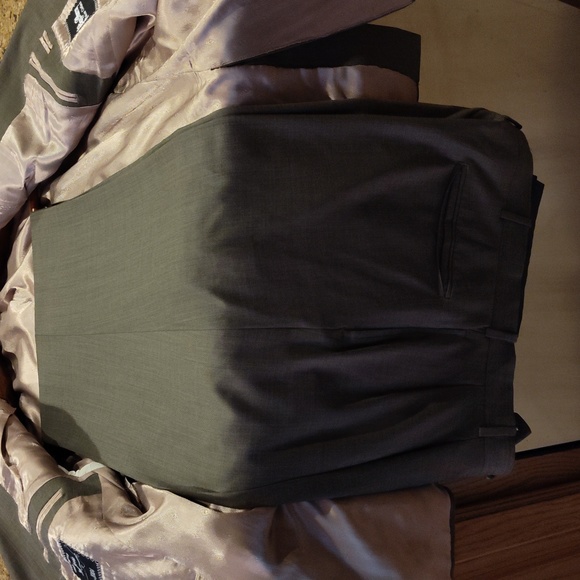 Custom made Suite by Skipp Murray 46R - Picture 5 of 5